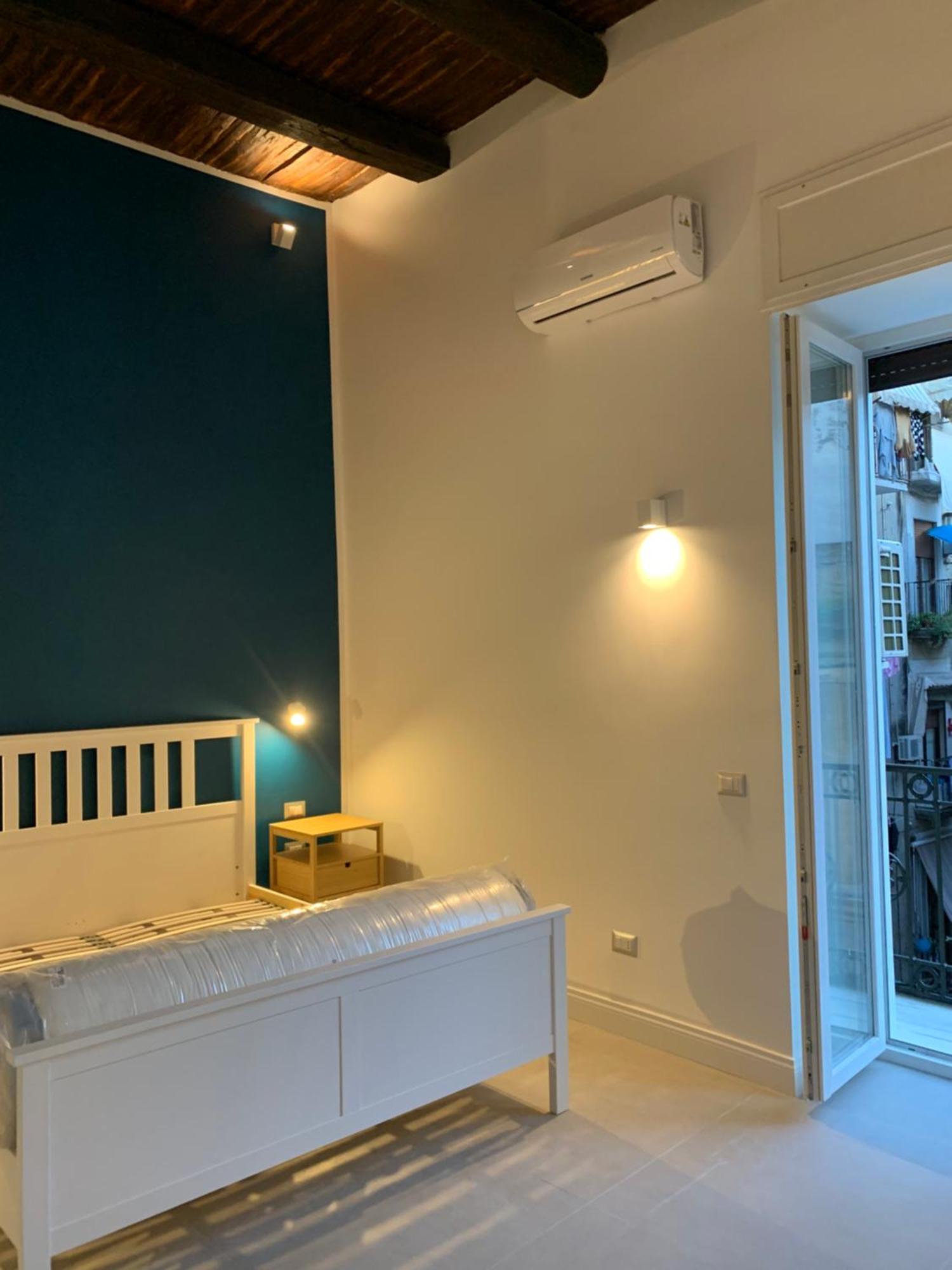 Fafa Apartment City Center Naples Exterior photo